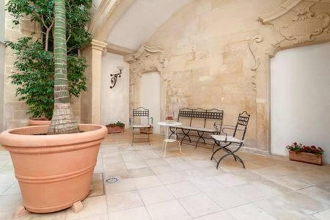 Villa Dimora Santangelo Lecce Exterior foto